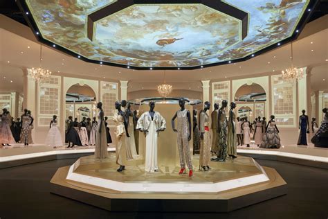 victoria and albert museum dior exhibition|Dior designer of dreams.